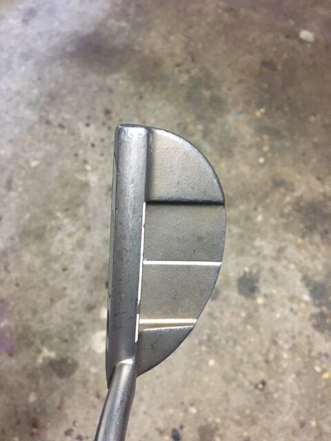 semi mallet putter